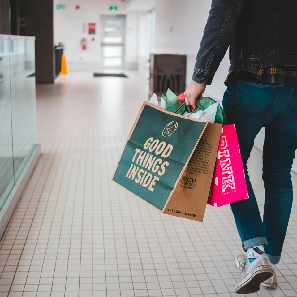 Plugins para conectar woocommerce con google shopping comparativa 2025